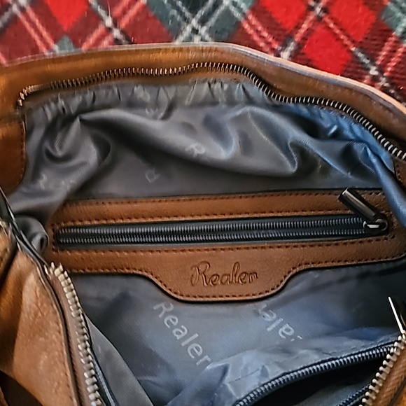 Realer Purse - Picture 4 of 11